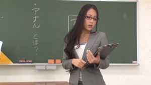 Cô giáo dâm đãng Ren Azumi và những bài học tình dục